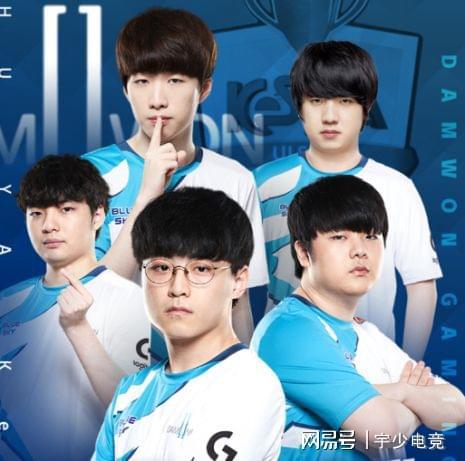 维尼修斯与 维尼修斯与