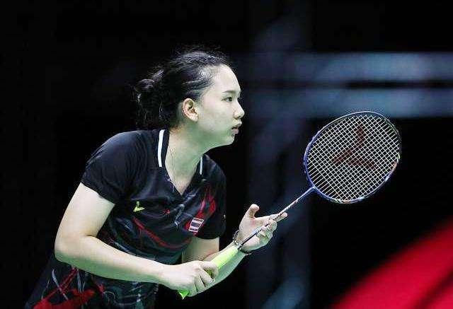 曾短暂占据 曾短暂占据